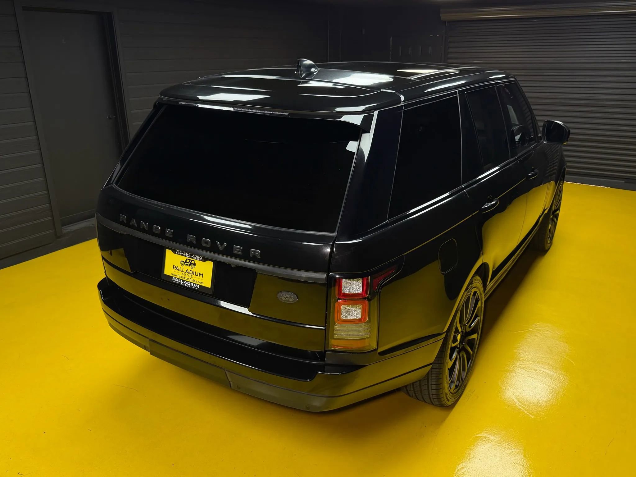 Used 2017 Land Rover Range Rover Sport Utility 4D image 54