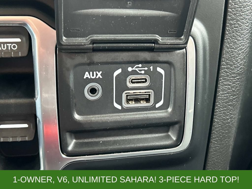 Used 2018 Jeep Wrangler Unlimited Sahara AWD/4WD image 25