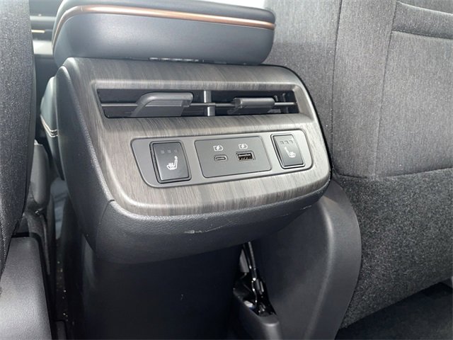 Certified 2024 Nissan Ariya FWD image 18