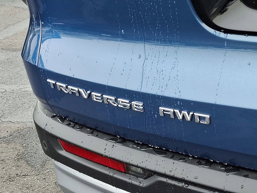 New 2026 Chevrolet Traverse LT w/ Sun and Wheel Package image 11