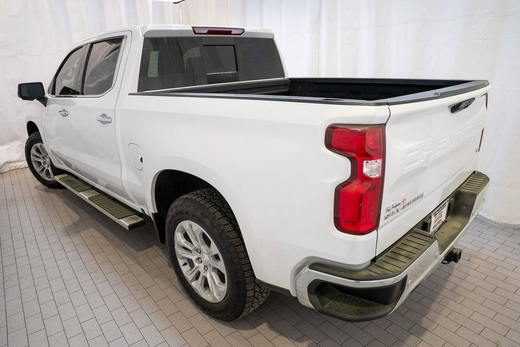 Used 2023 Chevrolet Silverado 1500 LTZ image 3