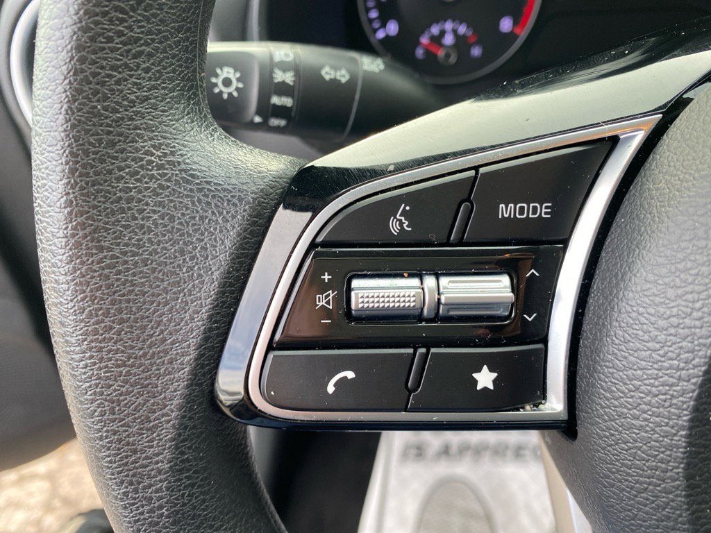 Certified 2024 Kia Forte LXS w/ LXS Technology Package image 17