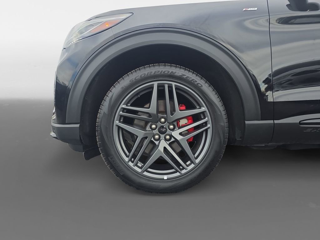 Used 2025 Ford Explorer ST-Line w/ ST-Line Street Pack image 15