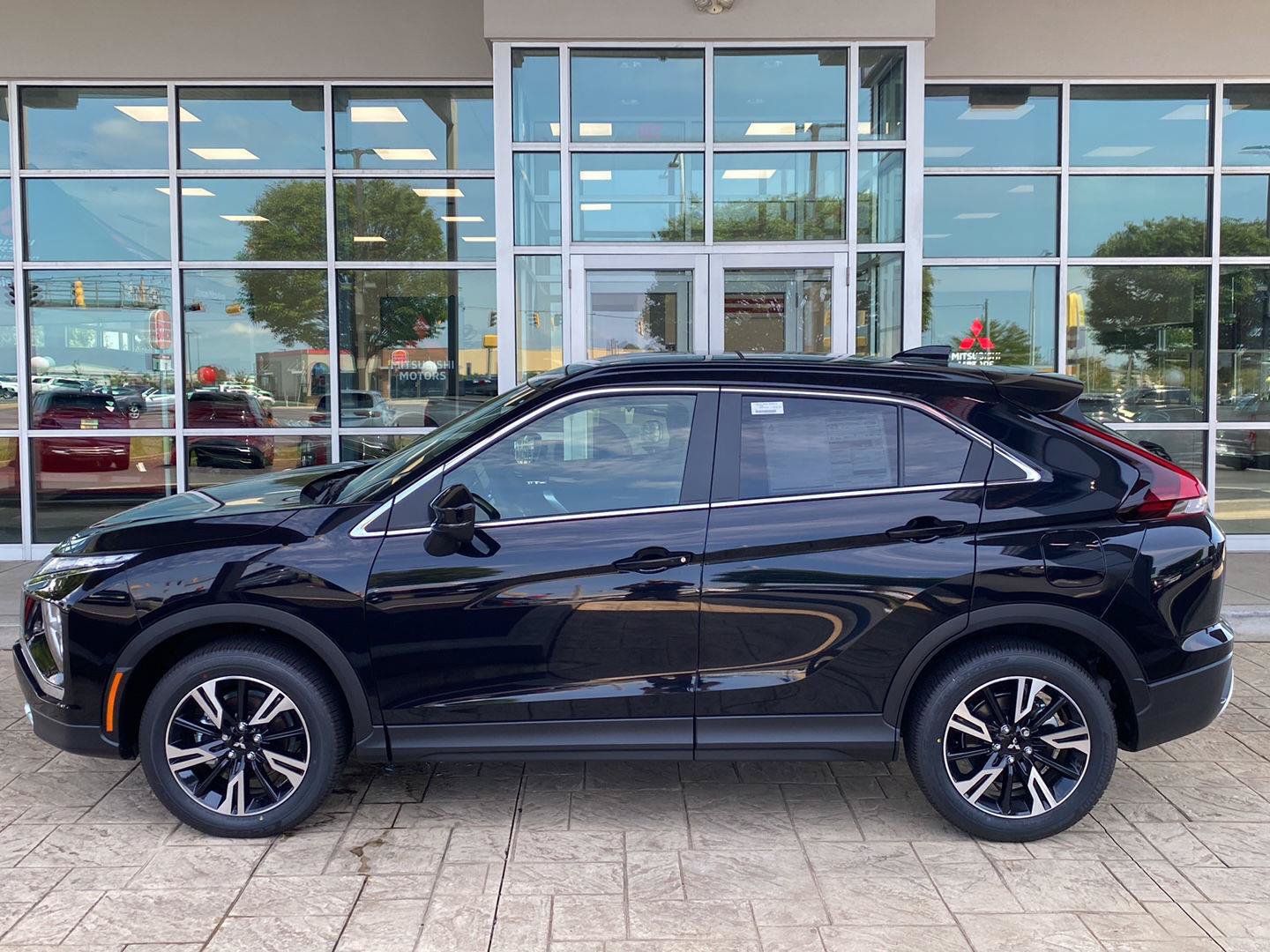 New 2026 Mitsubishi Eclipse Cross SE AWD/4WD image 4
