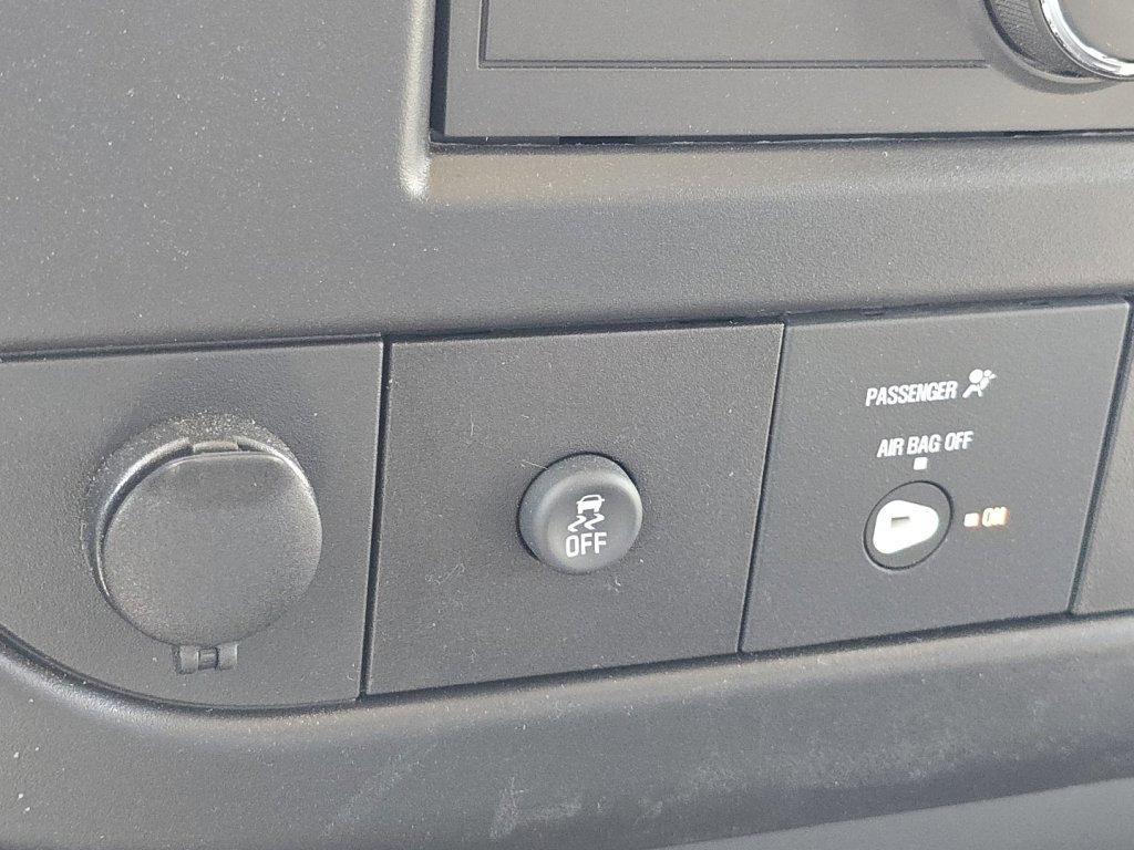 New 2026 Chevrolet Express 2500 w/ Driver Convenience Package image 24