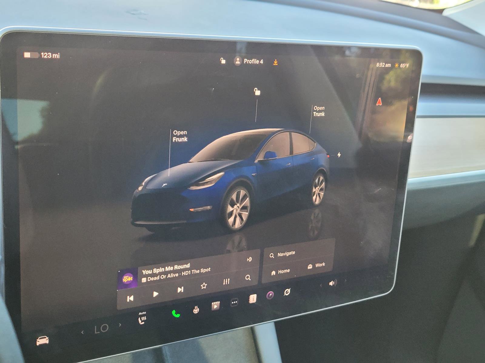 Used 2023 Tesla Model Y Long Range AWD/4WD image 11