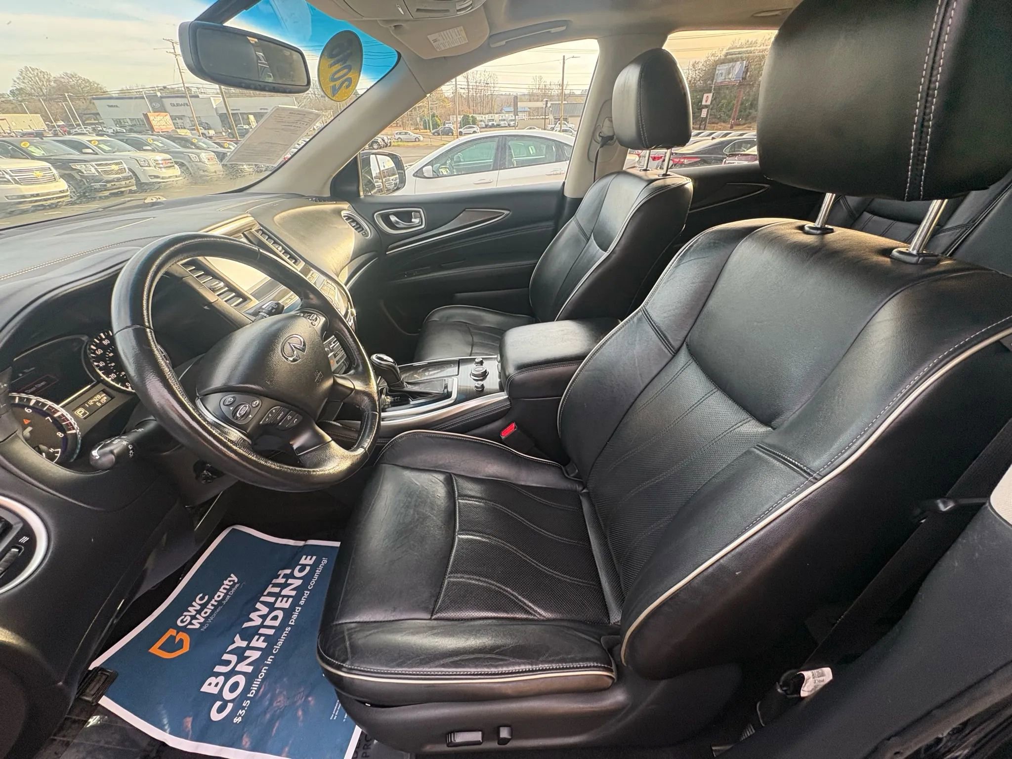 Used 2016 INFINITI QX60 3.5 Sport Utility 4D image 22