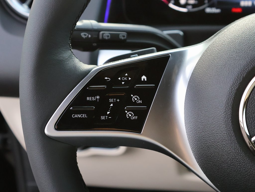 New 2026 Mercedes-Benz GLB 250 4MATIC image 32