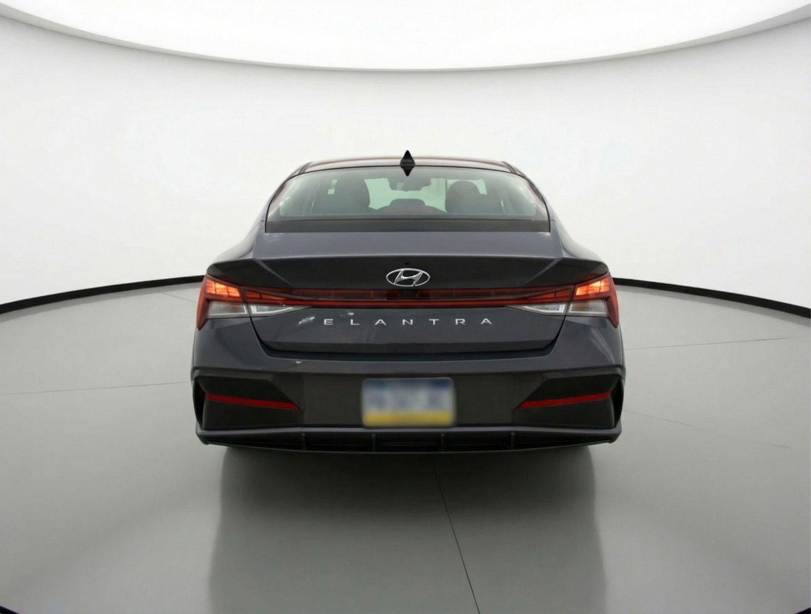 Used 2025 Hyundai Elantra SEL image 7
