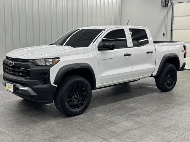 Used 2023 Chevrolet Colorado Trail Boss w/ Technology Package image 5