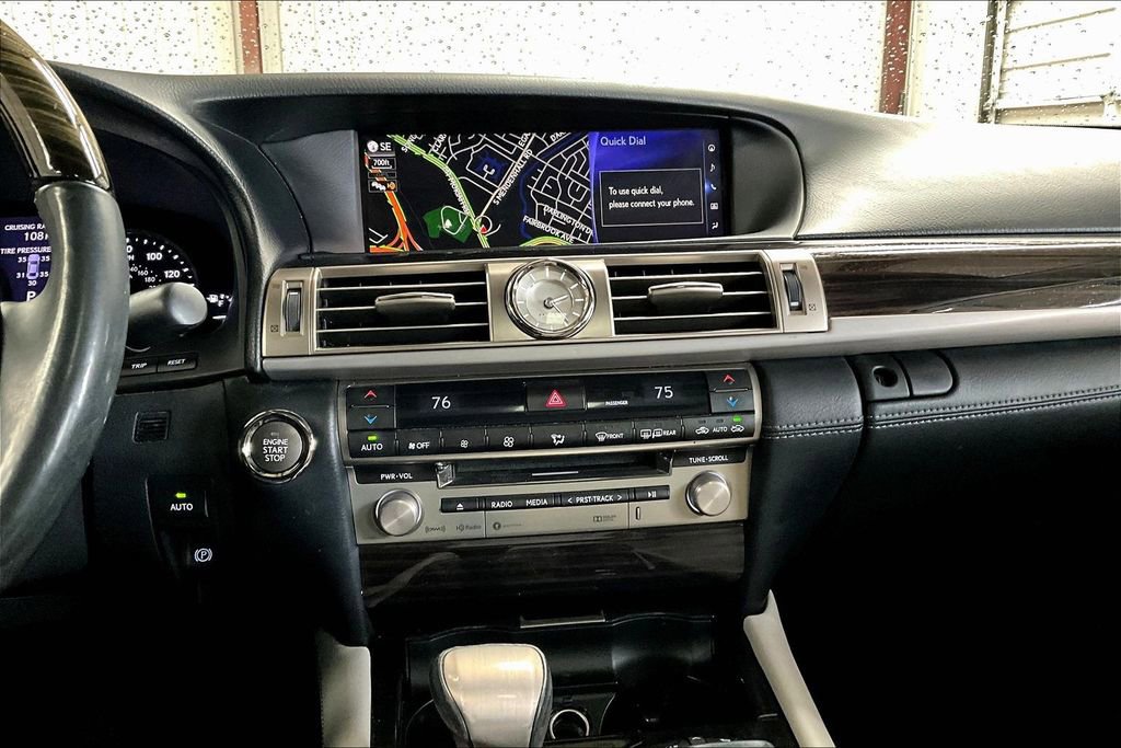 Used 2016 Lexus LS 460 w/ Comfort Package image 16