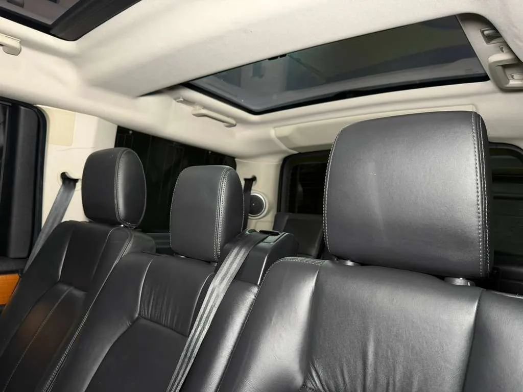 Used 2012 Land Rover LR4 HSE LUX AWD/4WD image 18