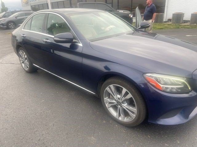 Used 2021 Mercedes-Benz C 300 4MATIC Sedan image 2