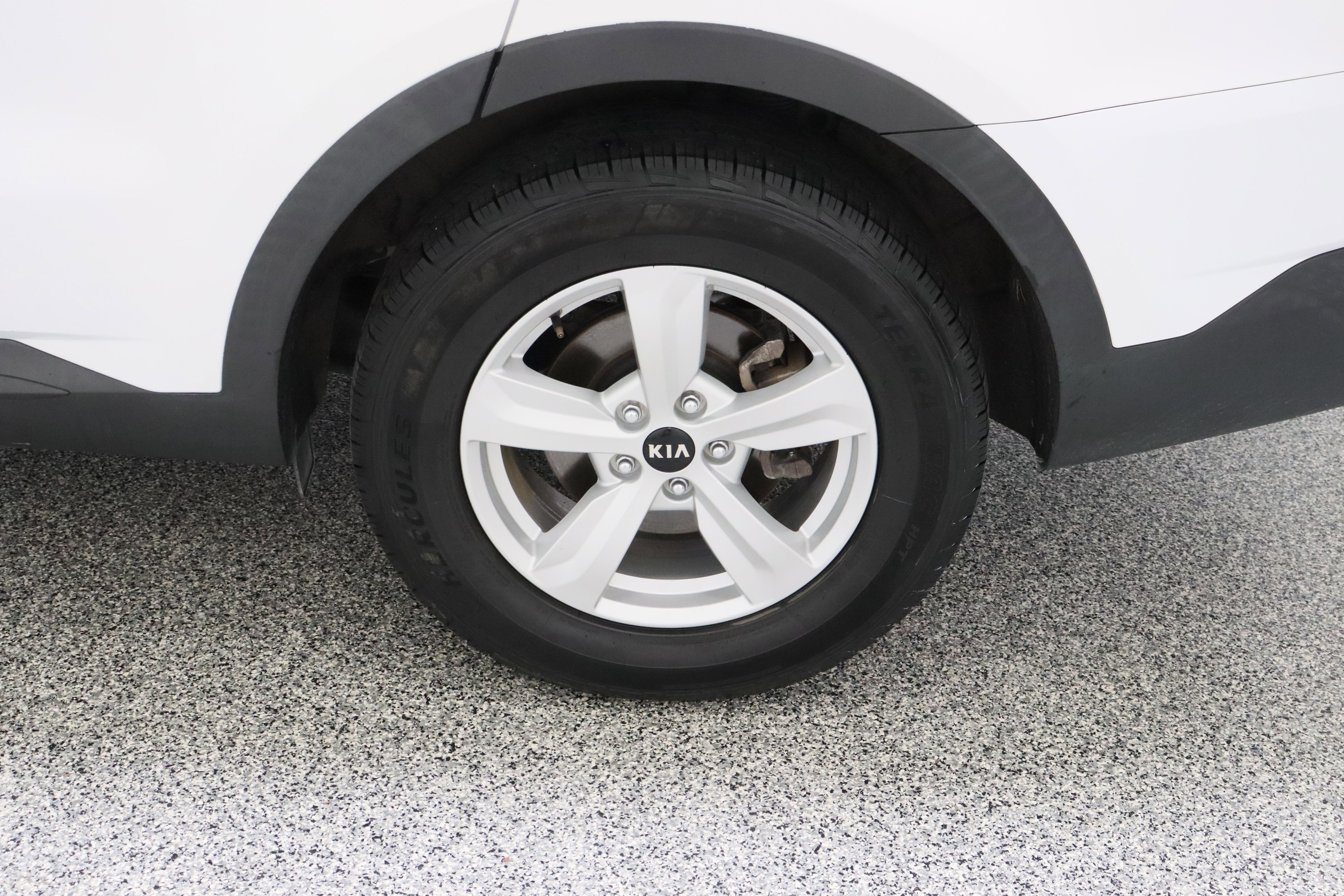 Used 2021 Kia Sorento LX FWD image 10