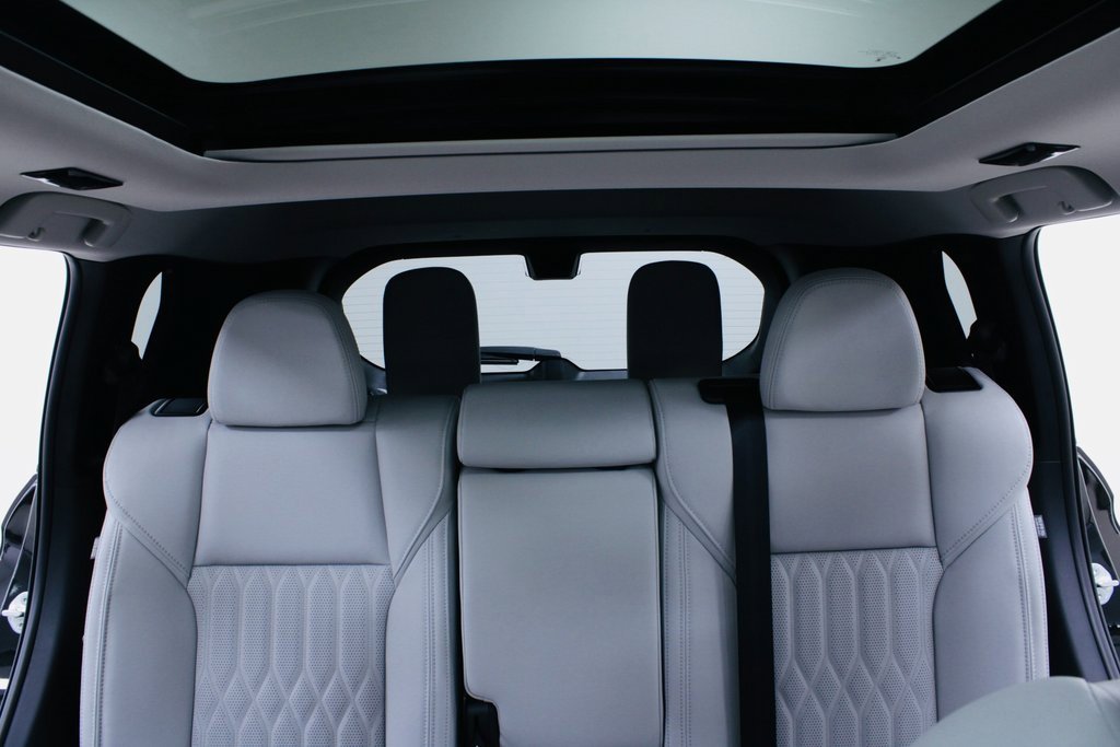 New 2025 Mitsubishi Outlander AWD image 21