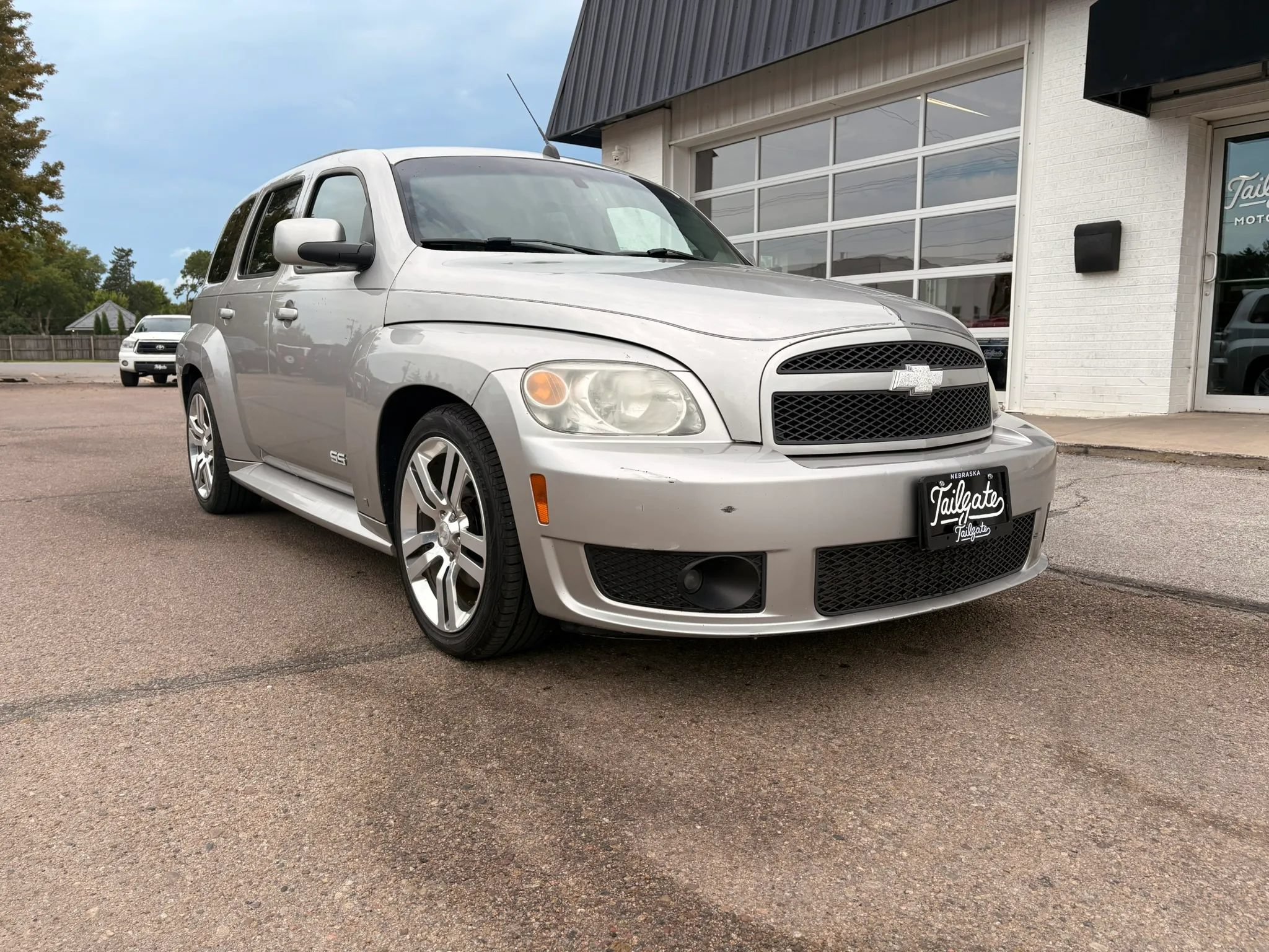 Used 2008 Chevrolet HHR SS FWD image 2