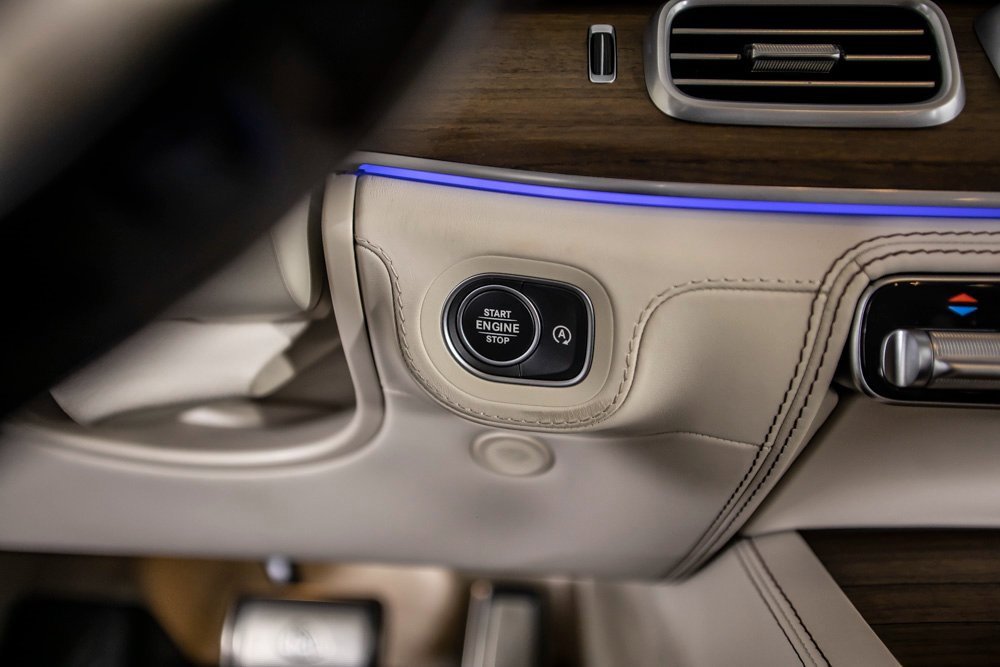 Used 2025 Mercedes-Benz Maybach GLS 600 4MATIC image 46