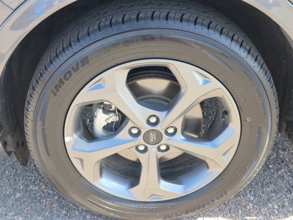 Used 2024 Ford Escape ST-Line image 19