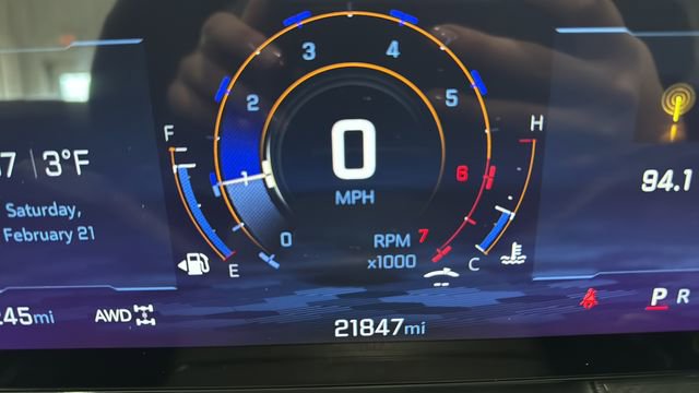 Used 2025 Chevrolet Equinox LT image 11