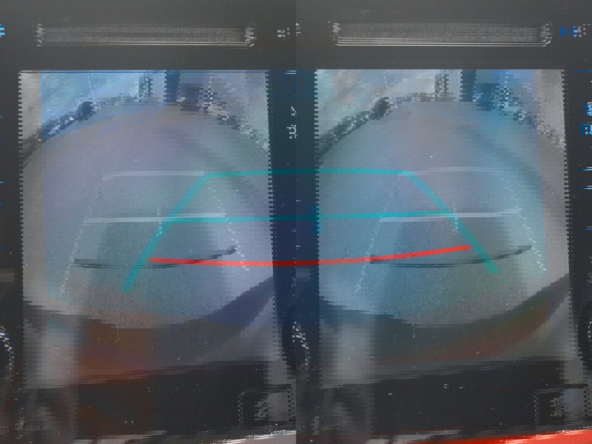 Used 2016 Toyota Tacoma TRD Sport w/ Towing Package image 7