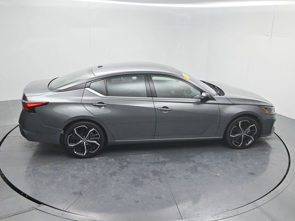 Used 2024 Nissan Altima 2.5 SR image 48