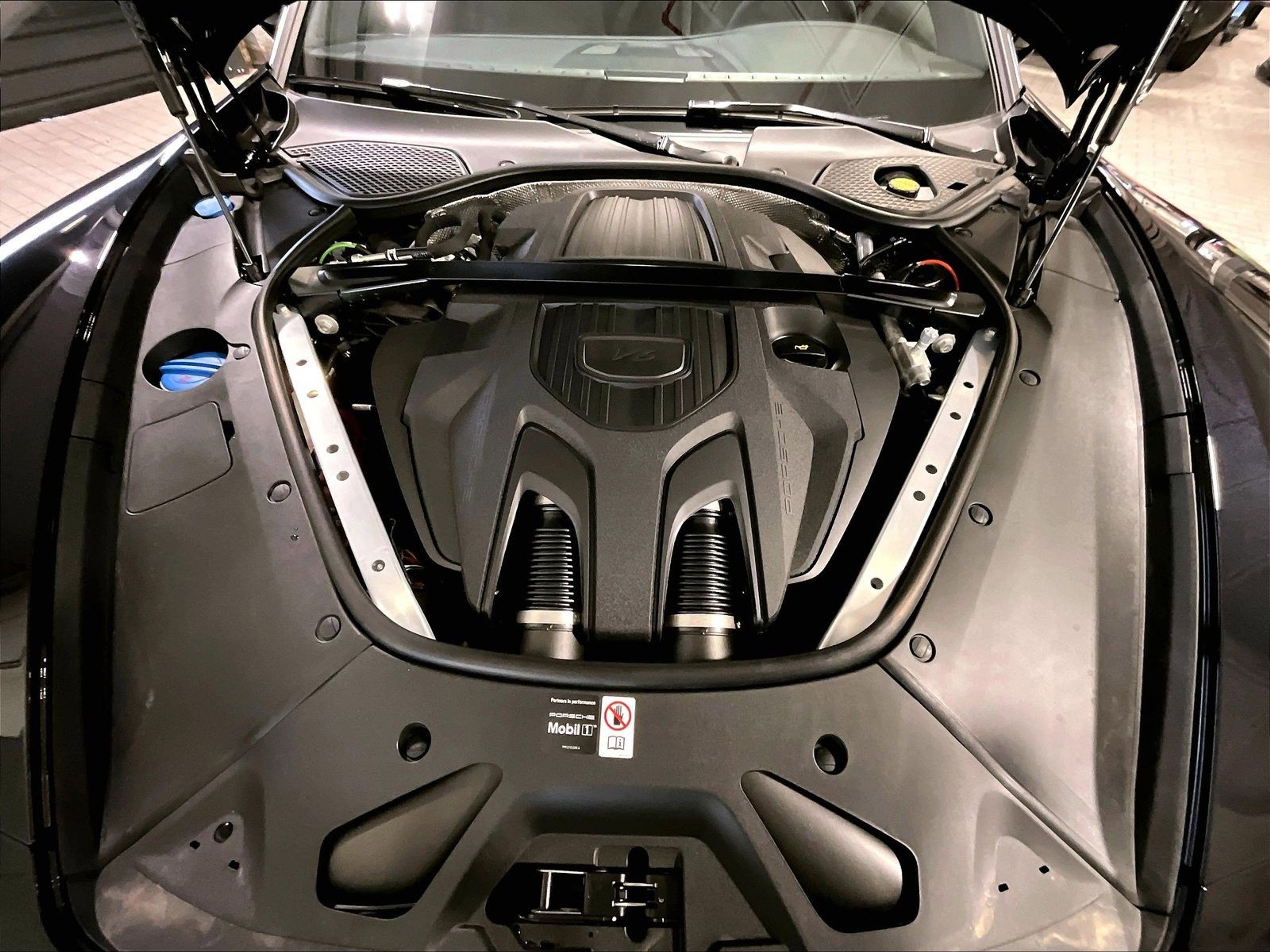 New 2026 Porsche Panamera 4 AWD/4WD image 12