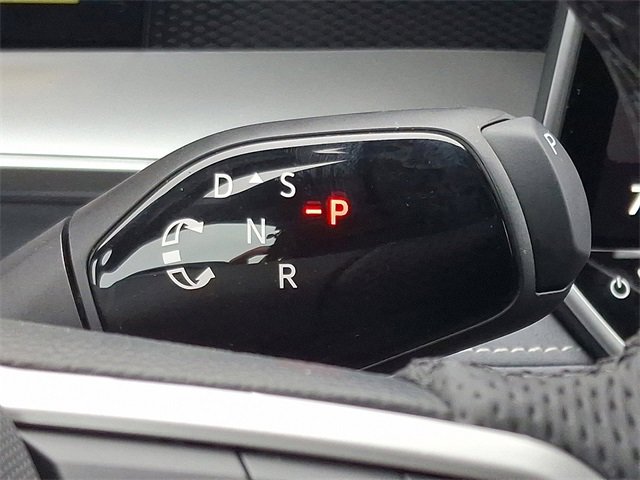 New 2026 Volkswagen Tiguan SE R-Line image 8