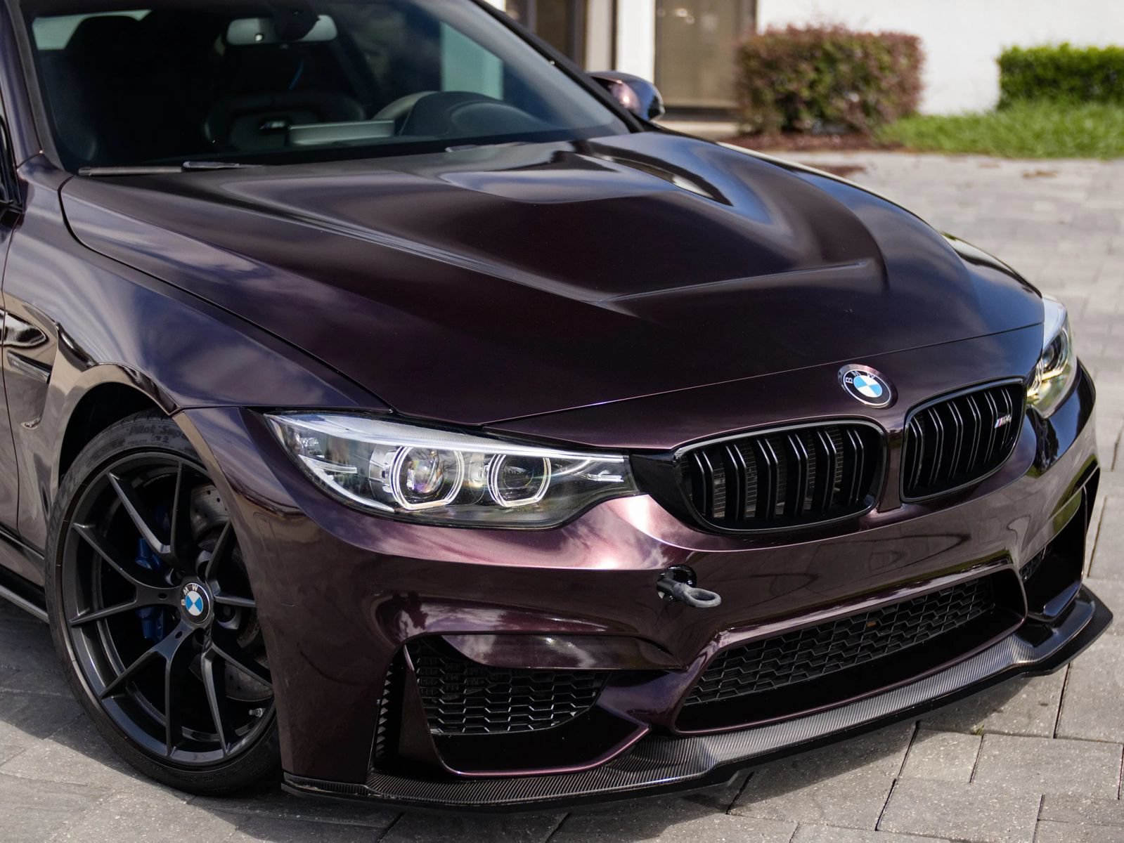 Used 2019 BMW M4 CS RWD image 3