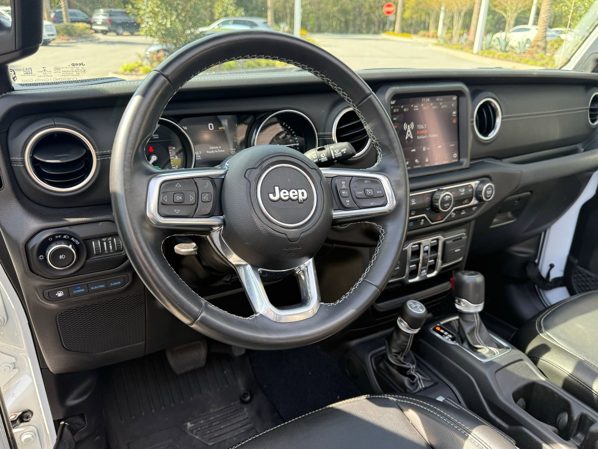 Used 2022 Jeep Wrangler Unlimited Sahara 4xe w/ Safety Group image 43