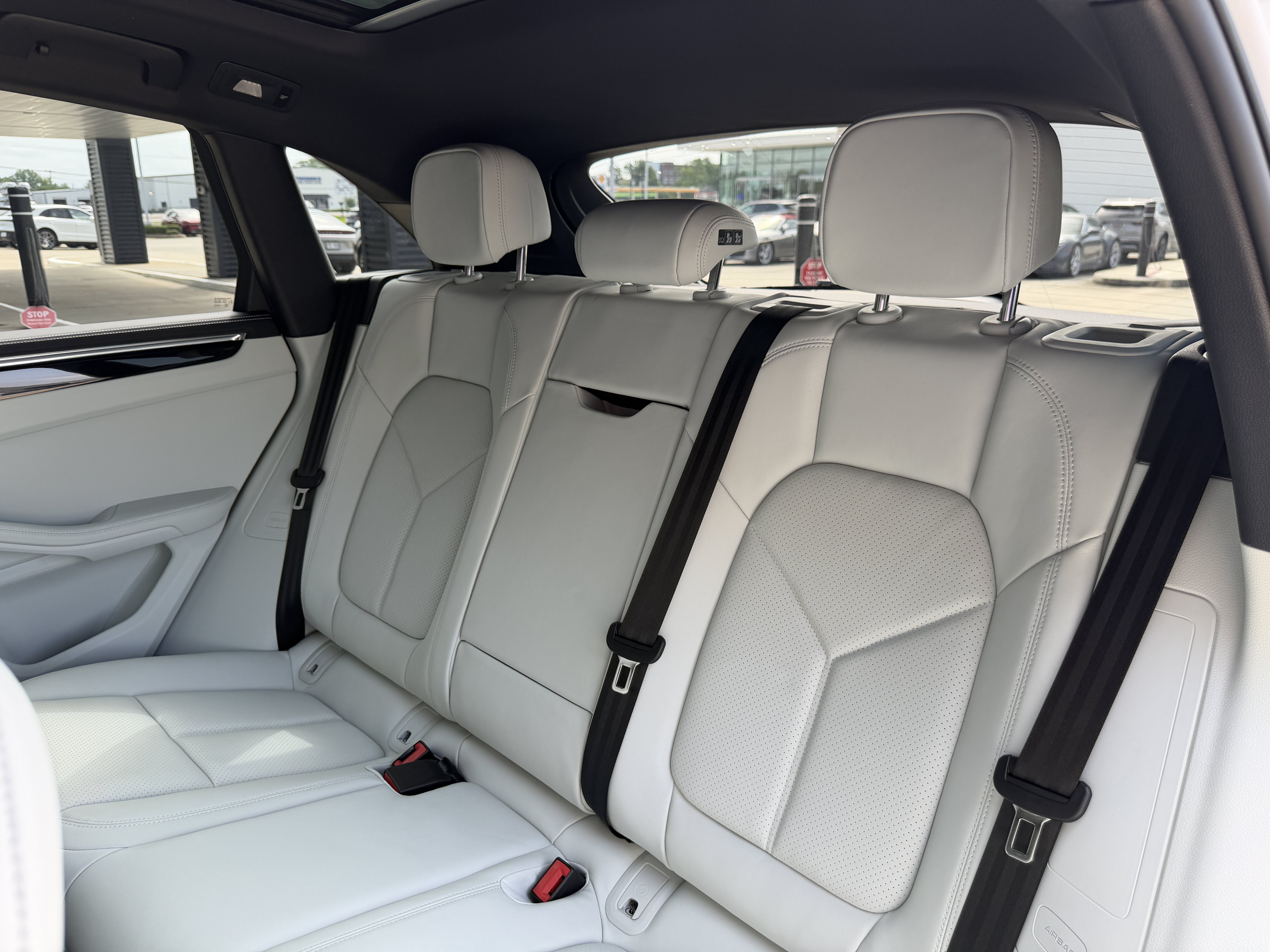 New 2026 Porsche Macan S AWD/4WD image 15