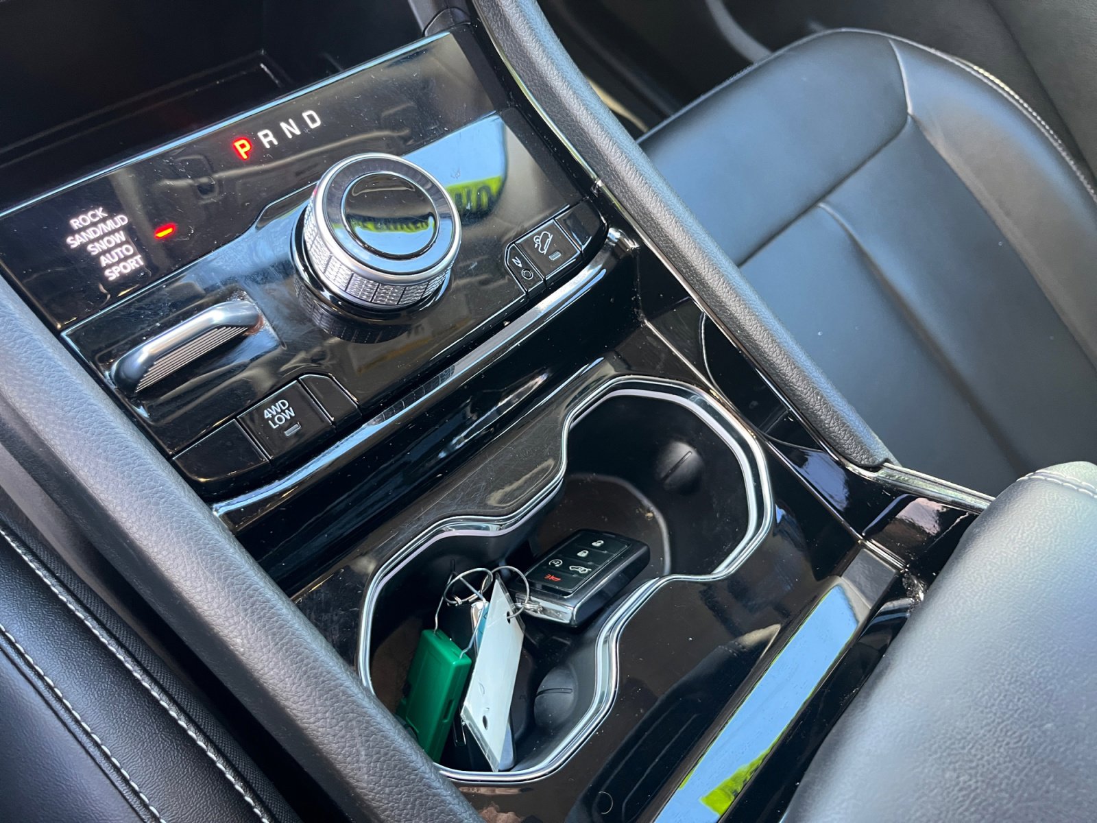 Certified 2023 Jeep Grand Cherokee 4WD 4xe image 32