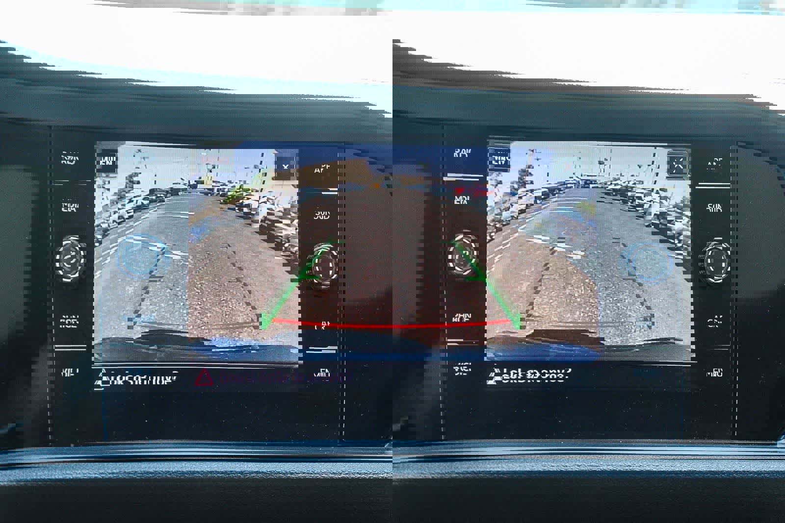 Used 2019 Volkswagen Jetta SEL image 33