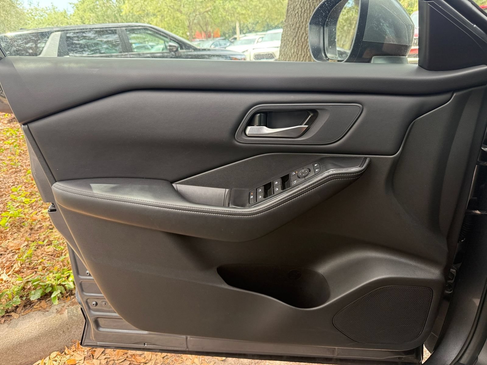 Used 2026 Nissan Rogue SV AWD/4WD image 18