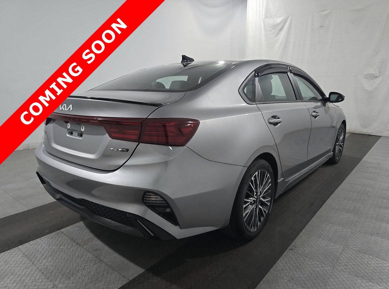 Used 2023 Kia Forte GT-Line FWD image 4