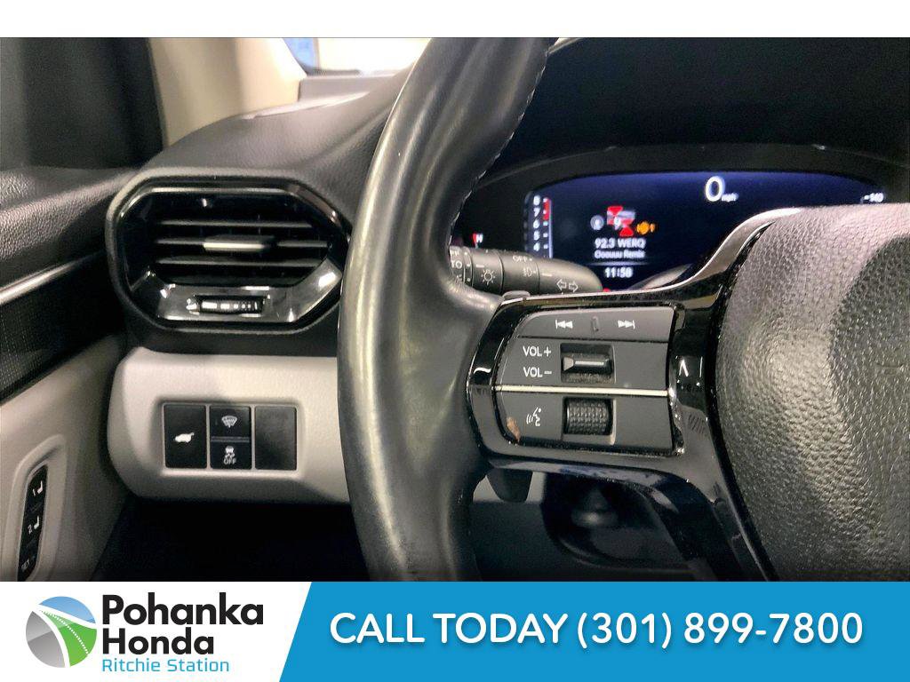 Used 2023 Honda Pilot Elite image 21