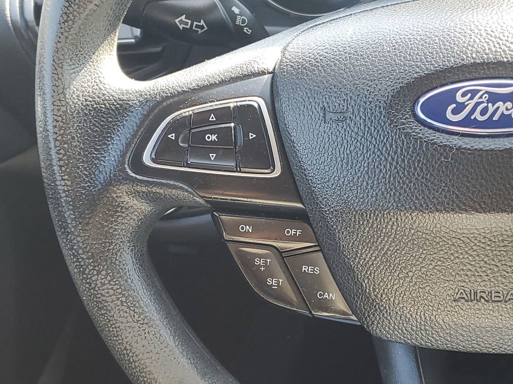 Used 2019 Ford Escape SE FWD image 13