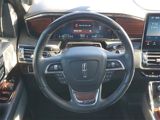 Used 2022 Lincoln Navigator Reserve image 12