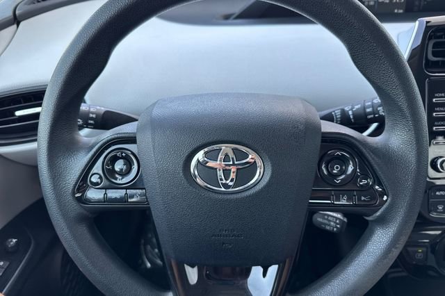 Used 2022 Toyota Prius LE FWD image 26