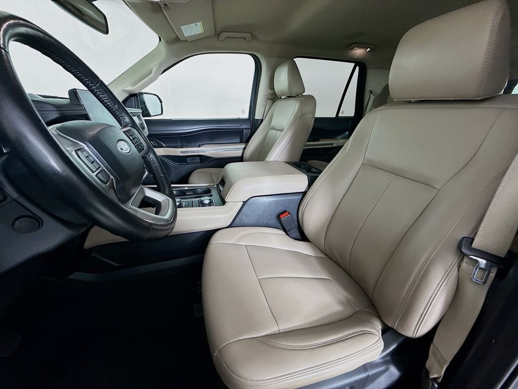 Used 2023 Ford Expedition Max XLT AWD/4WD image 25