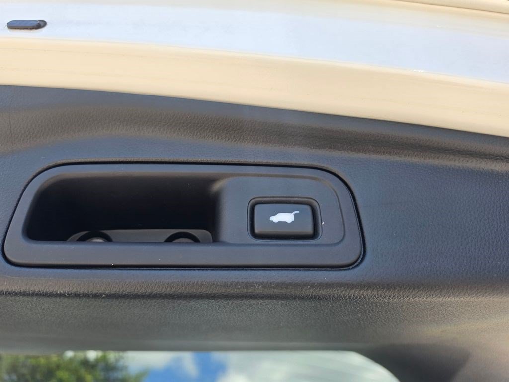 Used 2021 Honda Pilot Black Edition image 32