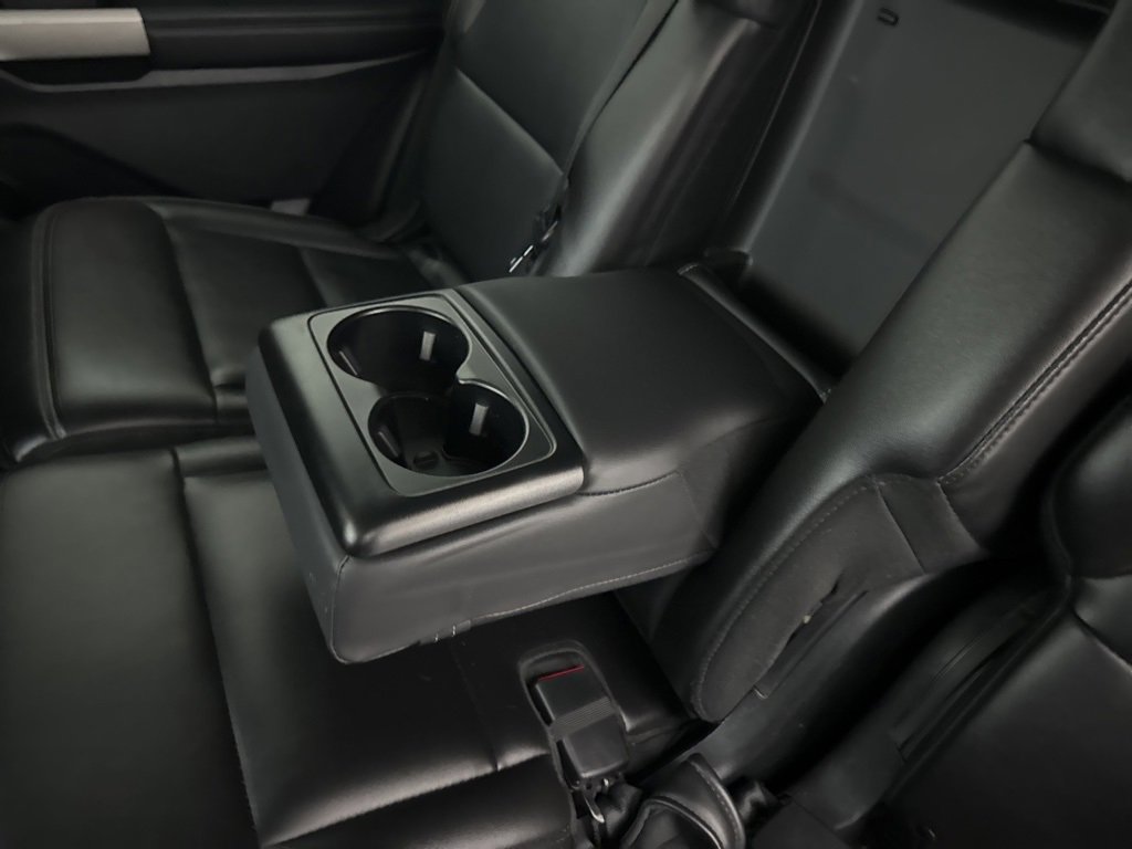 Used 2022 Ford Explorer XLT image 42