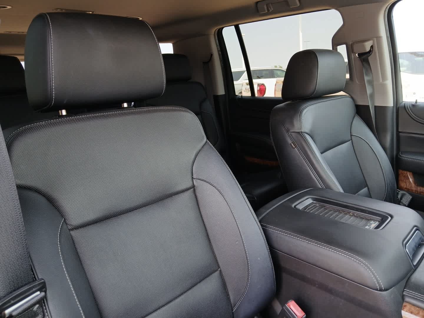 Used 2018 Chevrolet Suburban Premier AWD/4WD image 48