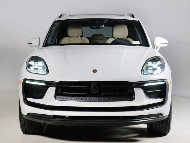 New 2026 Porsche Macan AWD/4WD image 6