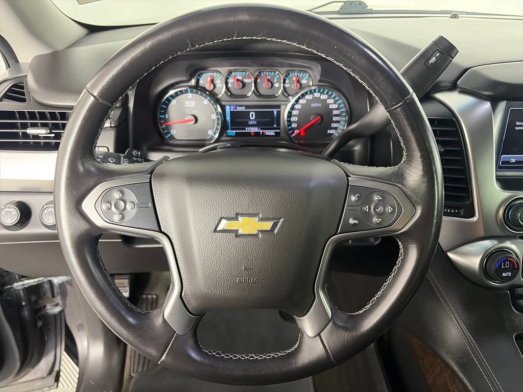 Used 2017 Chevrolet Suburban LS AWD/4WD image 16
