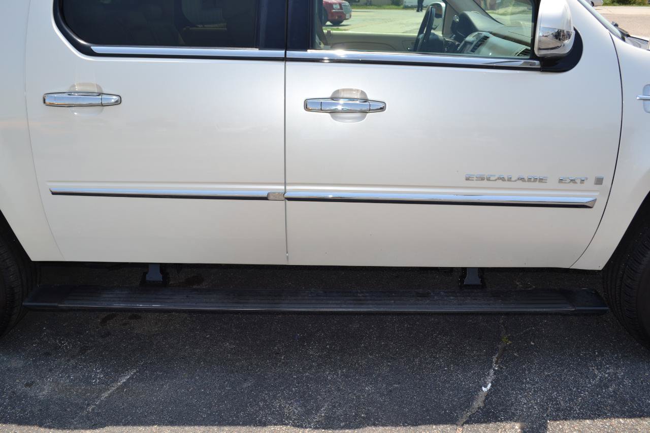 Used 2008 Cadillac Escalade EXT AWD/4WD image 61