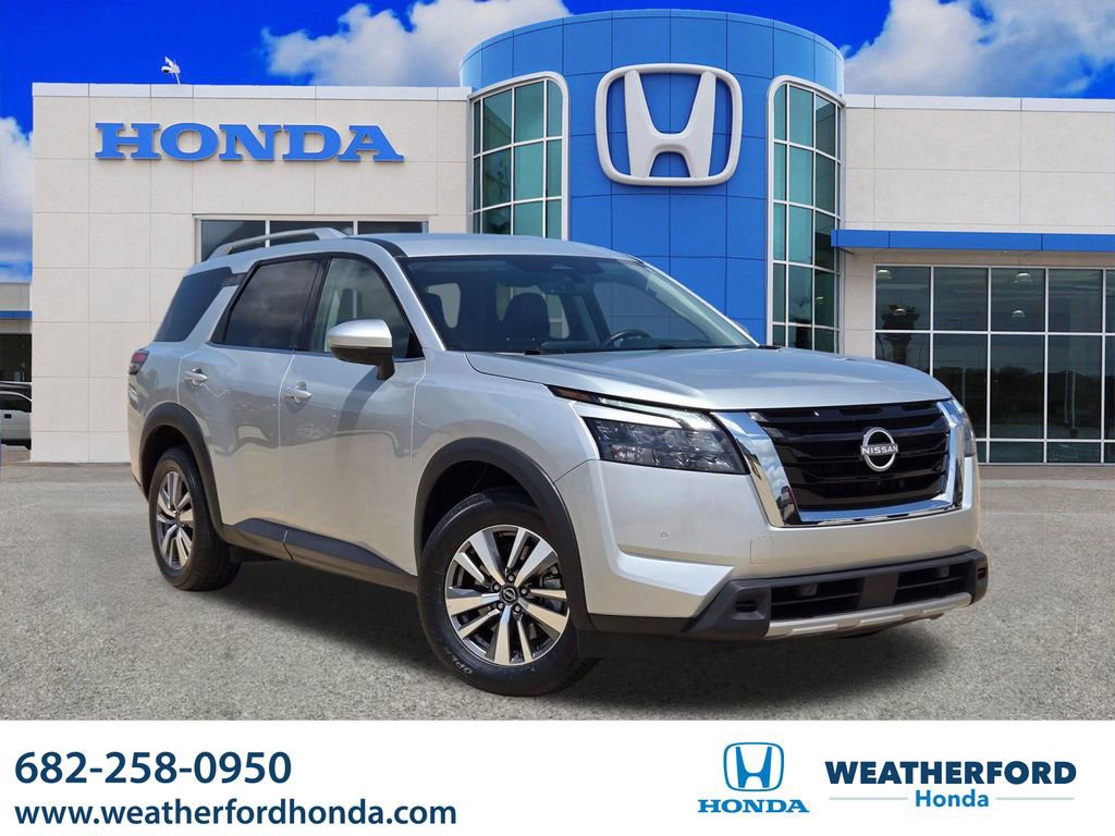 Used 2025 Nissan Pathfinder SL FWD video 1