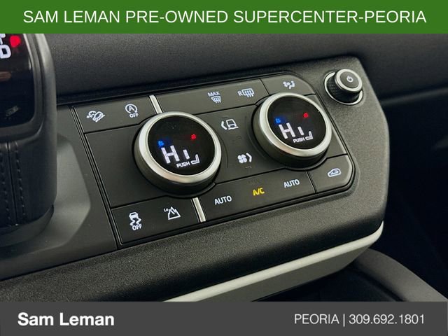 Used 2023 Land Rover Defender 110 image 16