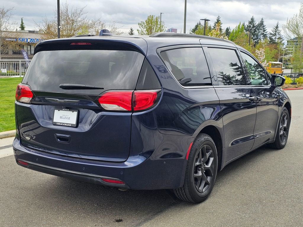 Used 2020 Chrysler Pacifica Touring-L Plus w/ Advanced Safetytec Group image 5