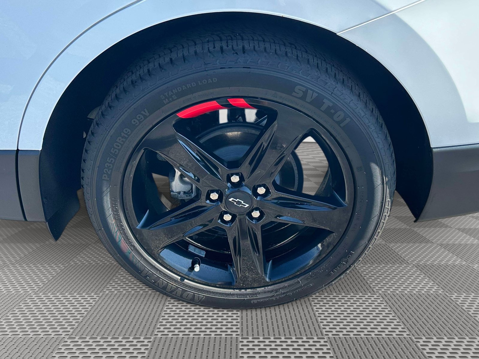 Used 2023 Chevrolet Equinox Premier FWD image 35