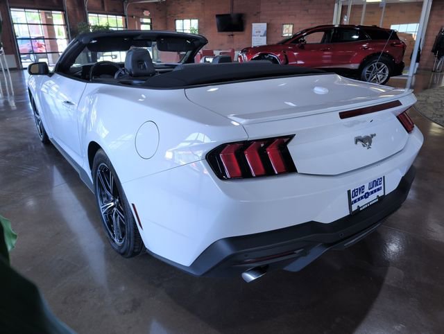 Used 2025 Ford Mustang Premium RWD image 6